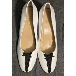 Valley Lane Leather White Pumps With Black Ribbon Tie Up Bow White Black Vintage